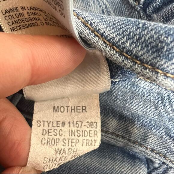 MOTHER Insider Crop Step Fray Jeans in SHAKE WELL SIZE 24 - Picture 7 of 12